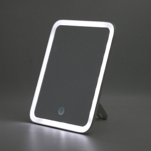 USB Rechargeable Touch Screen Smart Mirror Light